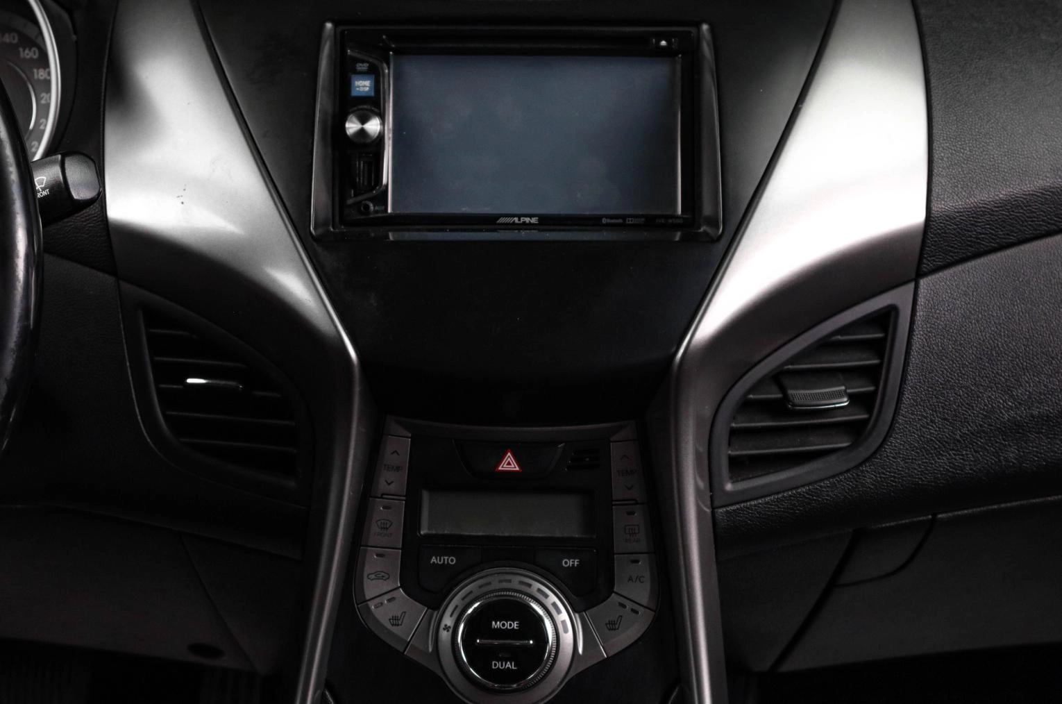 Hyundai Avante 13 из 19