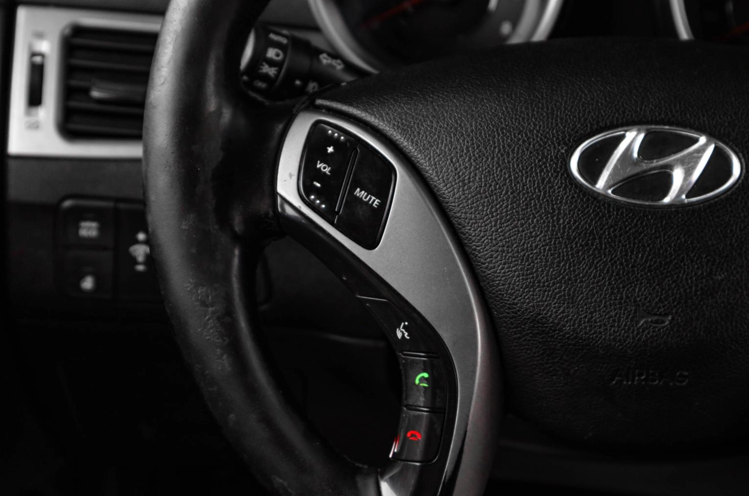 Hyundai Avante 10 из 19