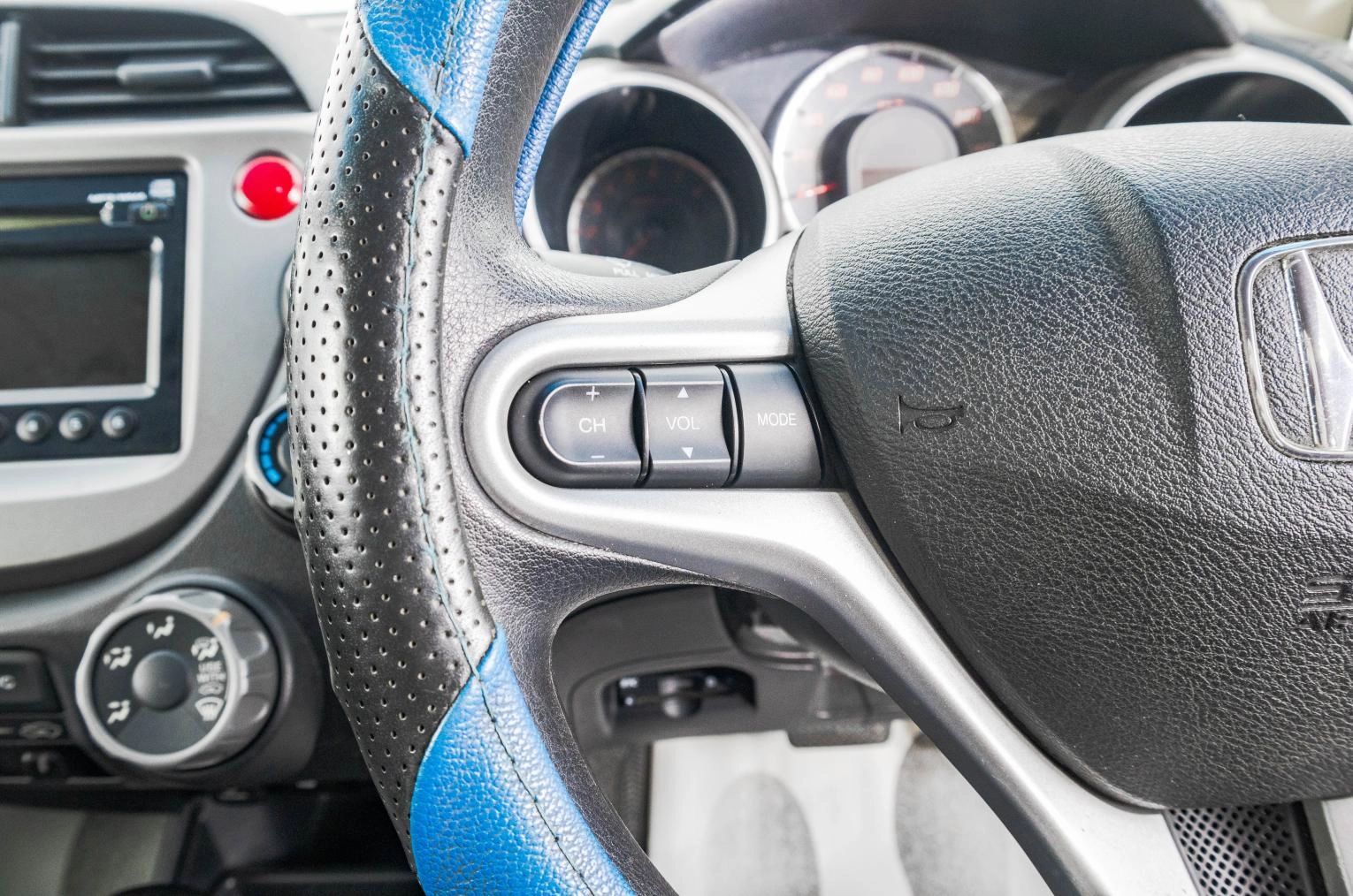 Honda Fit 16 из 27