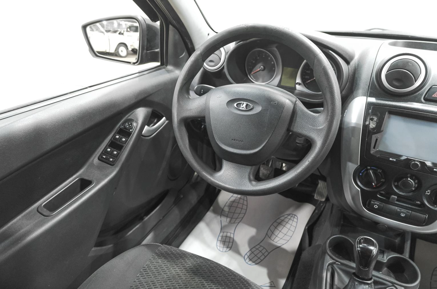 ВАЗ (LADA) Granta 9 из 22