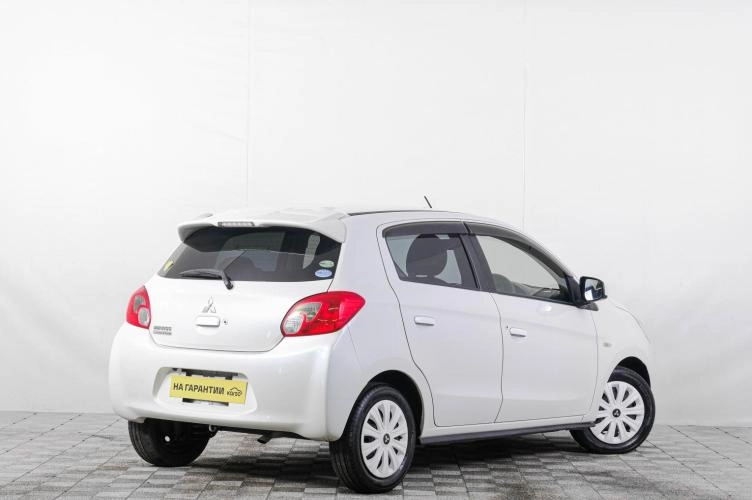 Mitsubishi Mirage 6 из 22