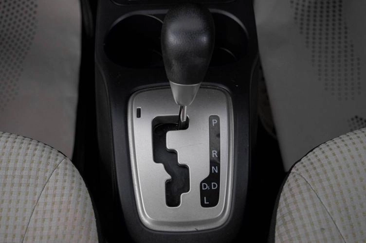 Mitsubishi Mirage 19 из 22