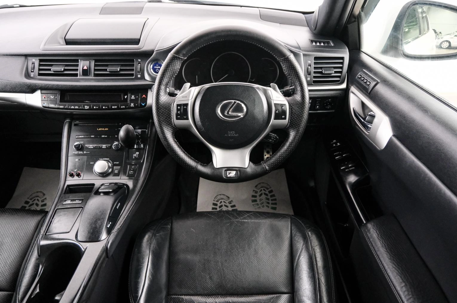 Lexus CT 14 из 23
