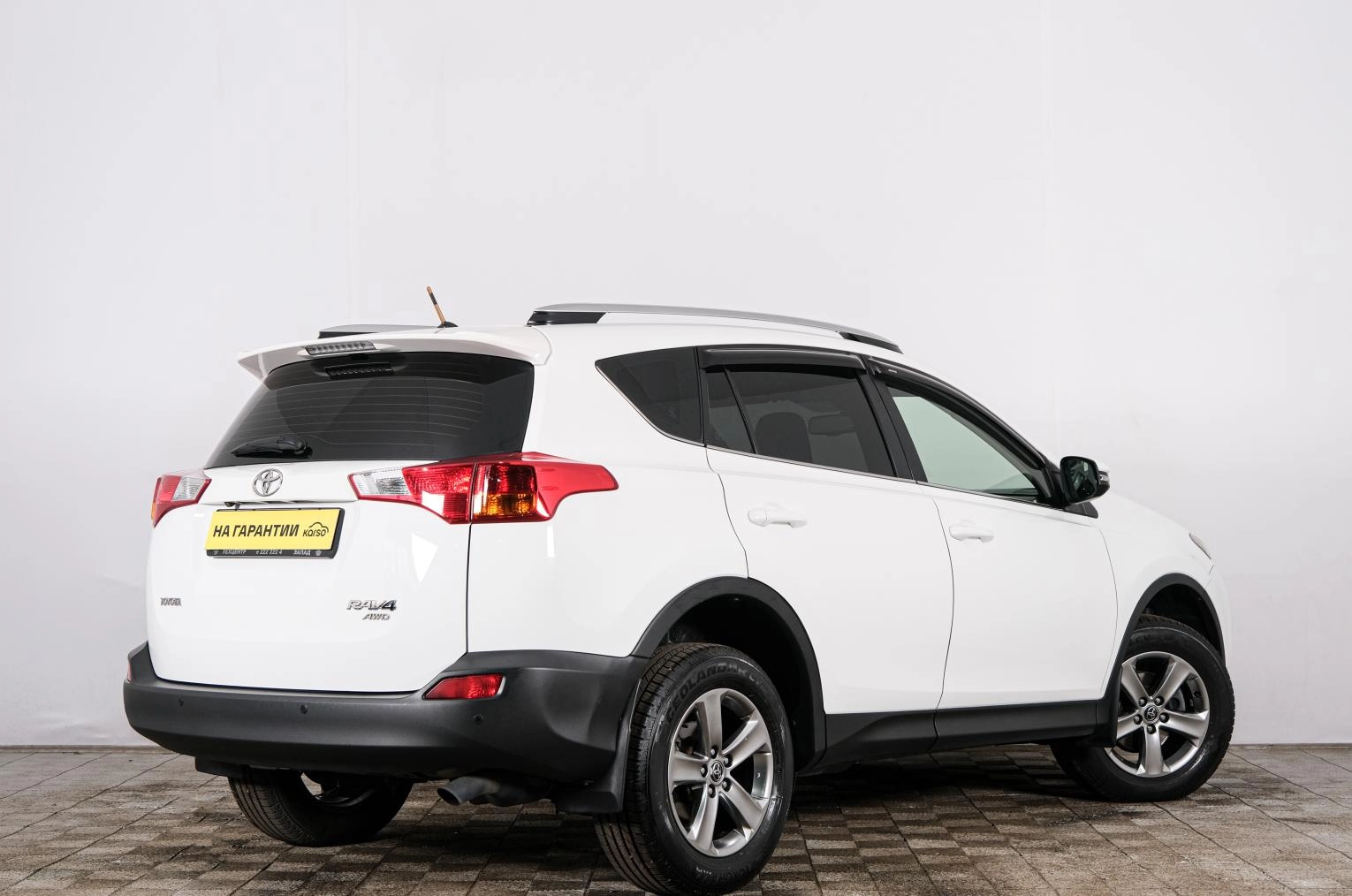 Toyota RAV4 6 из 22