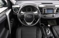 Toyota RAV4 14 из 20