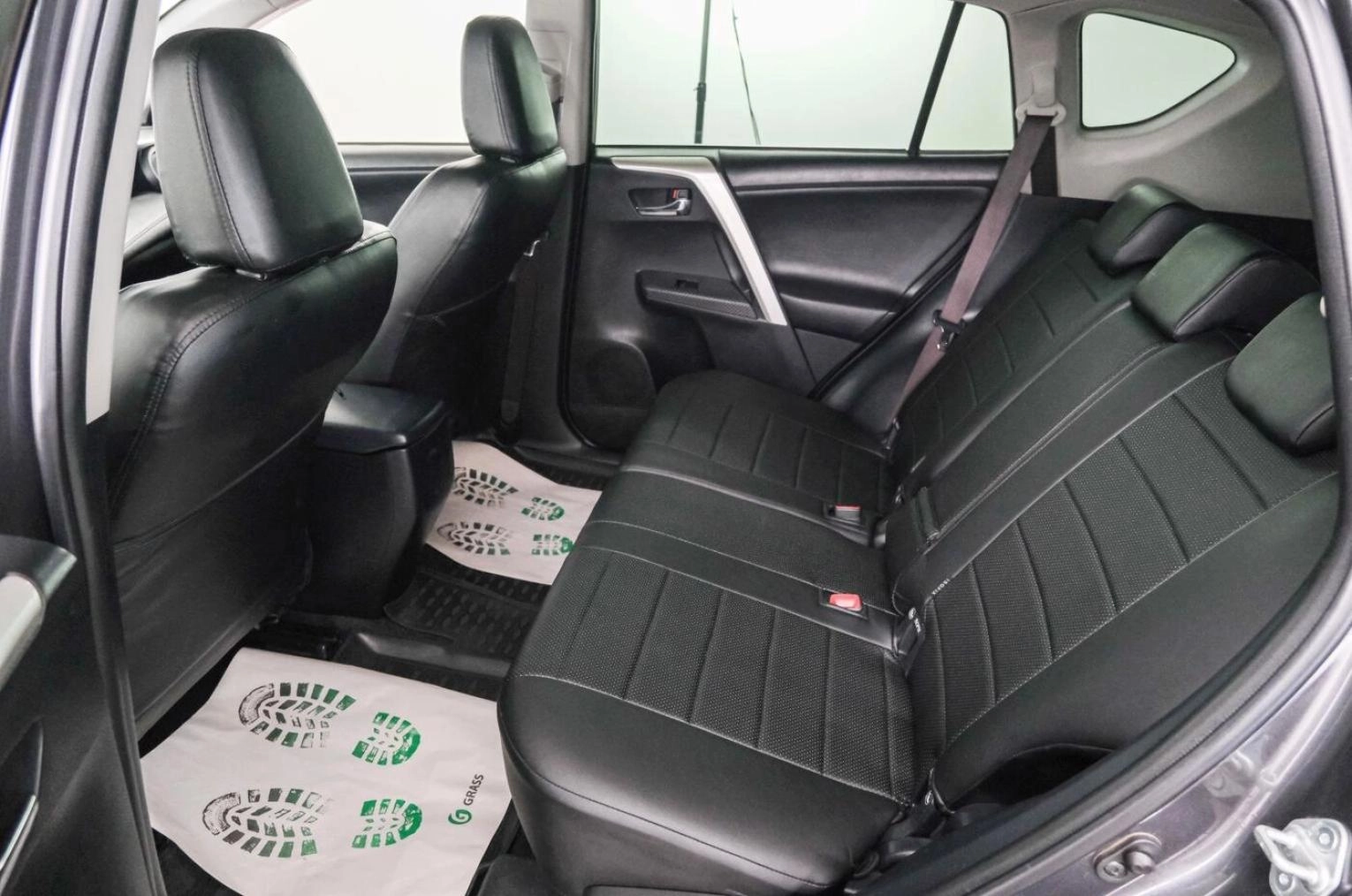 Toyota RAV4 18 из 20