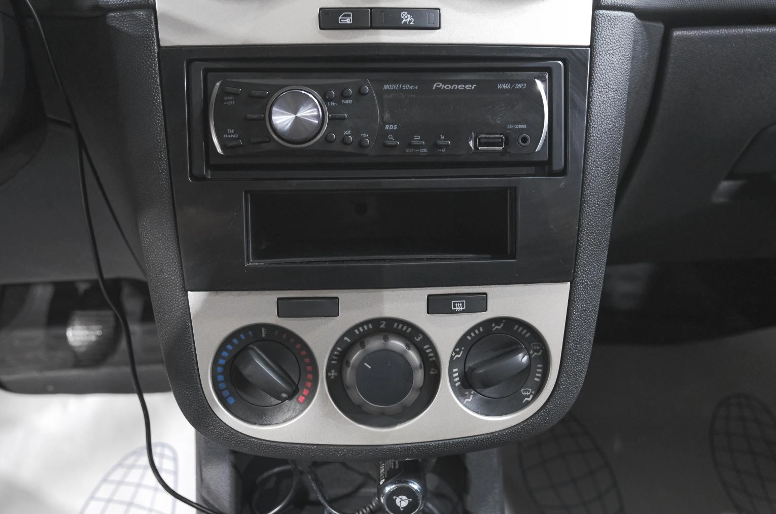 Opel Corsa 16 из 19