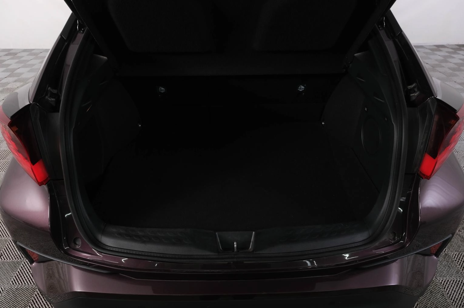 Toyota C-HR 7 из 26