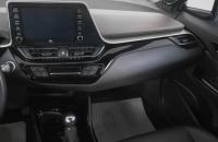 Toyota C-HR 14 из 26
