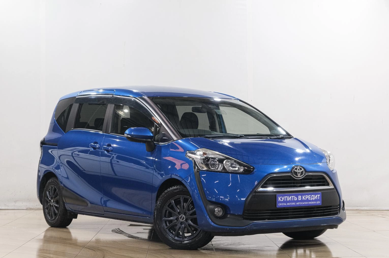 Toyota Sienta 1 из 23