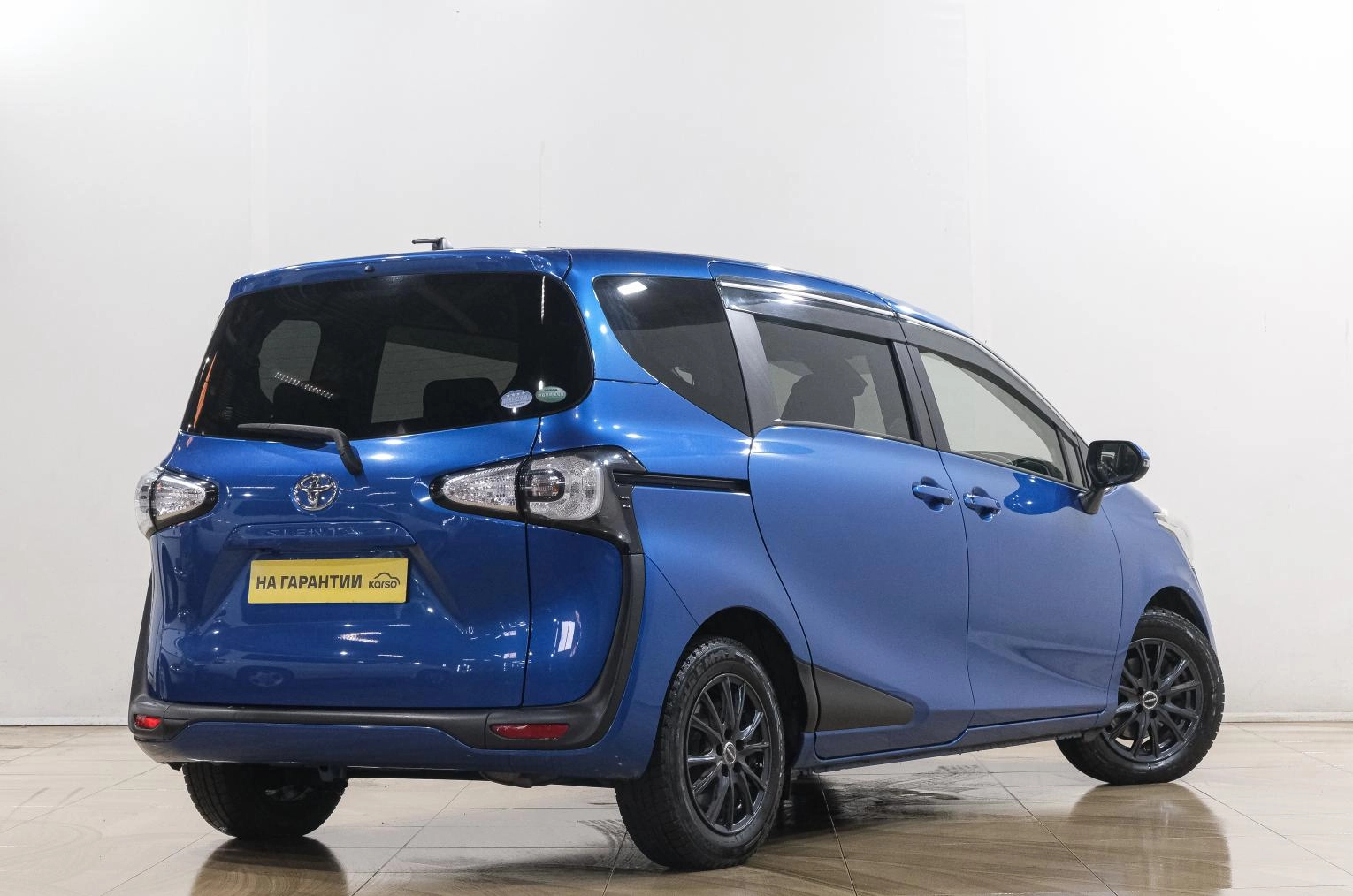 Toyota Sienta 6 из 23