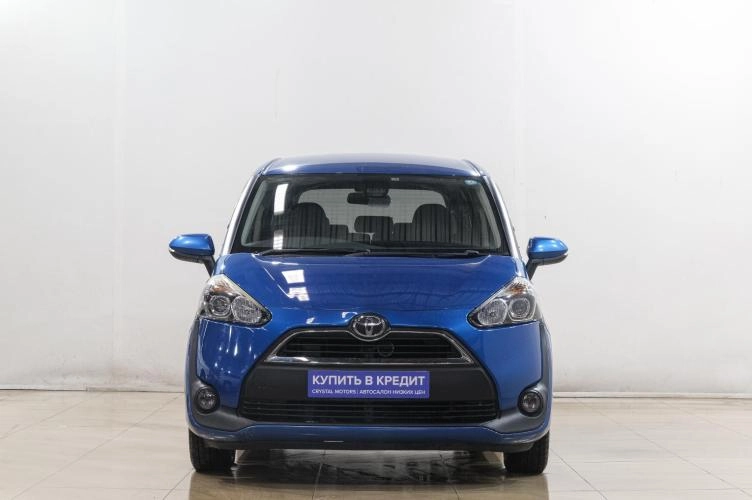 Toyota Sienta 2 из 5
