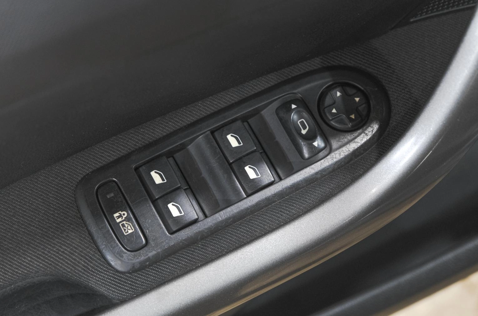 Peugeot 308 14 из 20