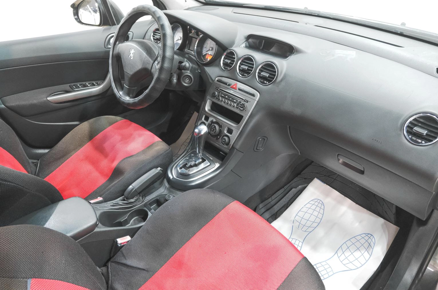 Peugeot 308 7 из 20