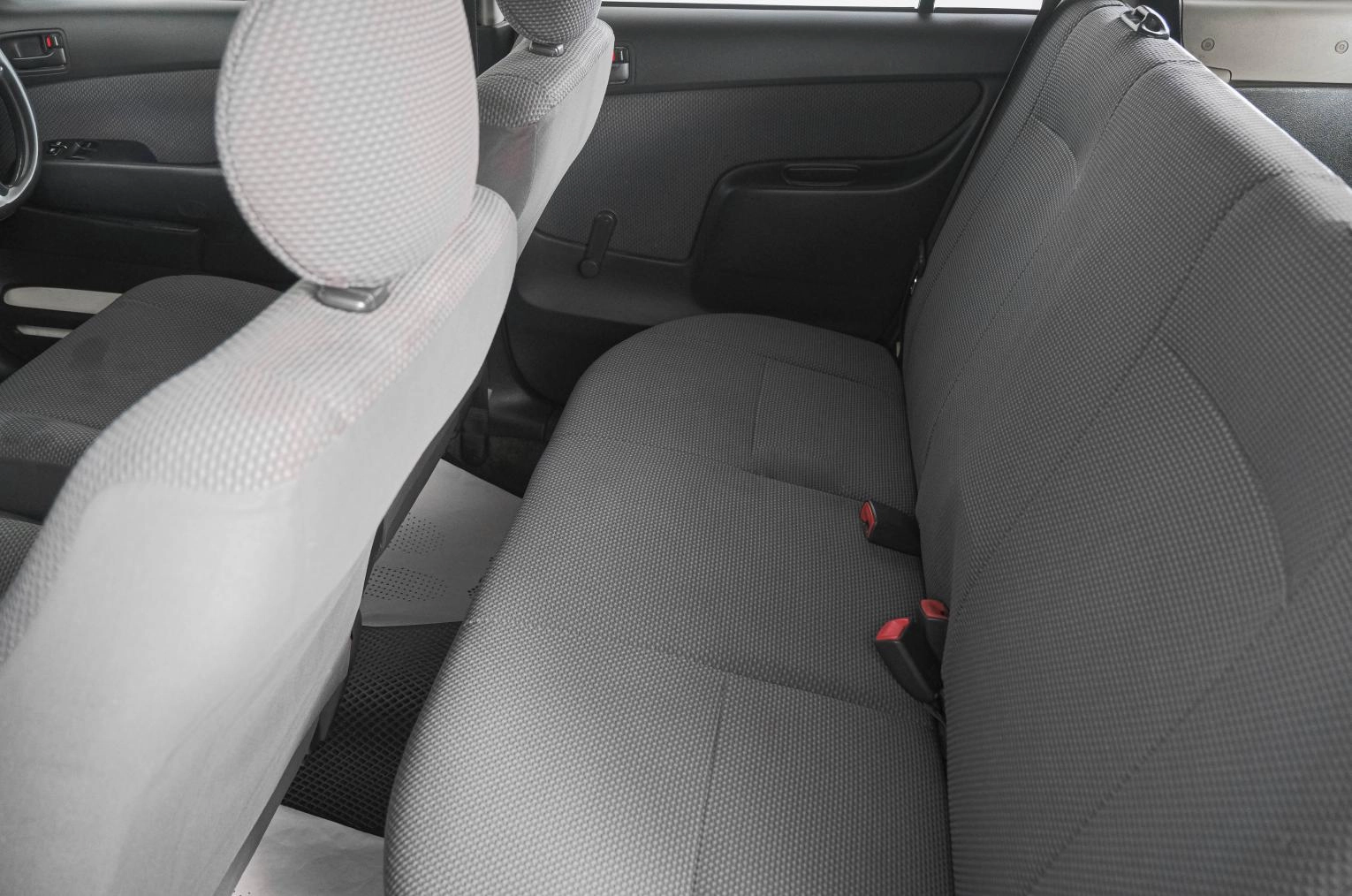 Toyota Succeed 9 из 21