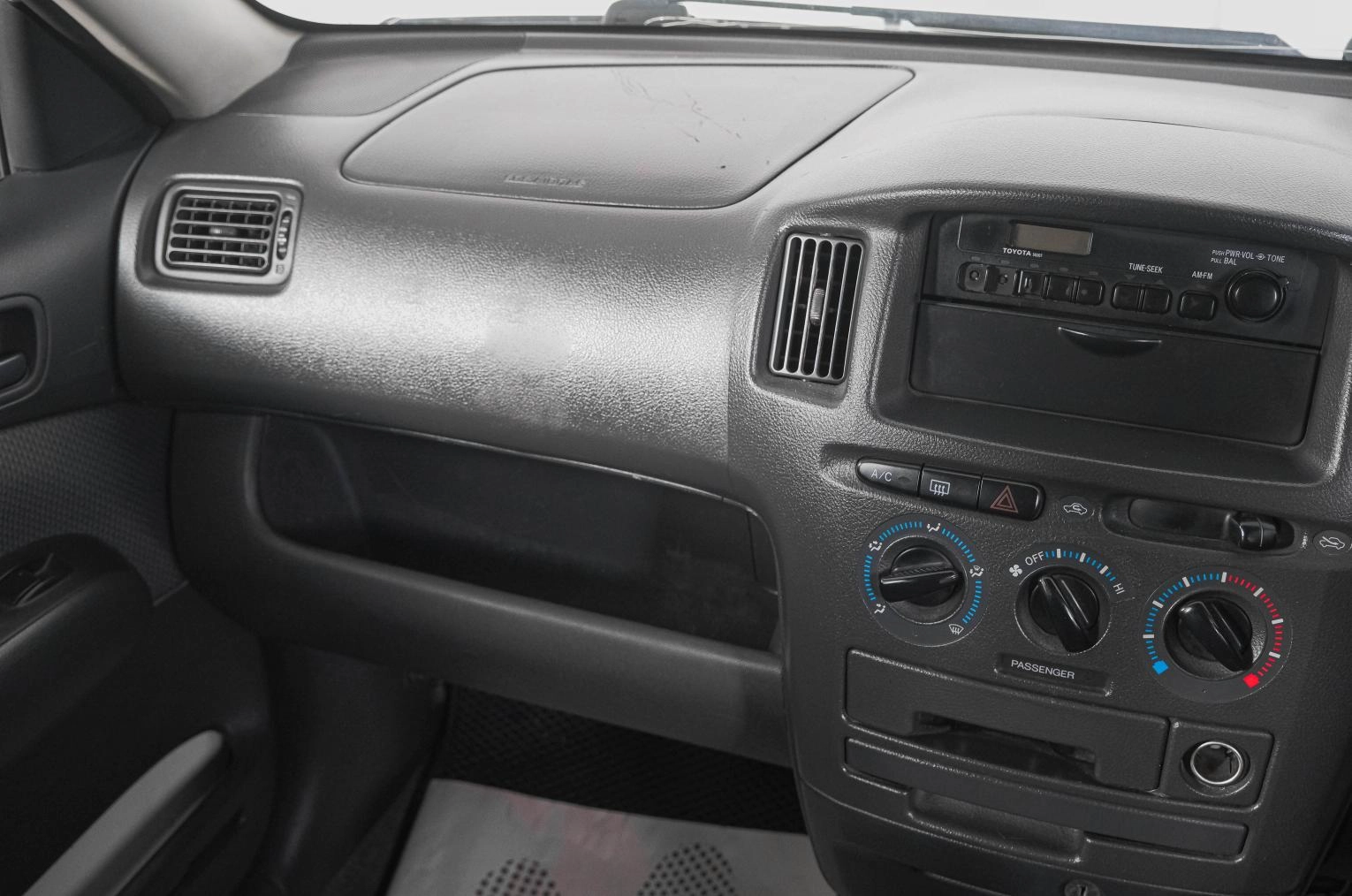 Toyota Succeed 12 из 21