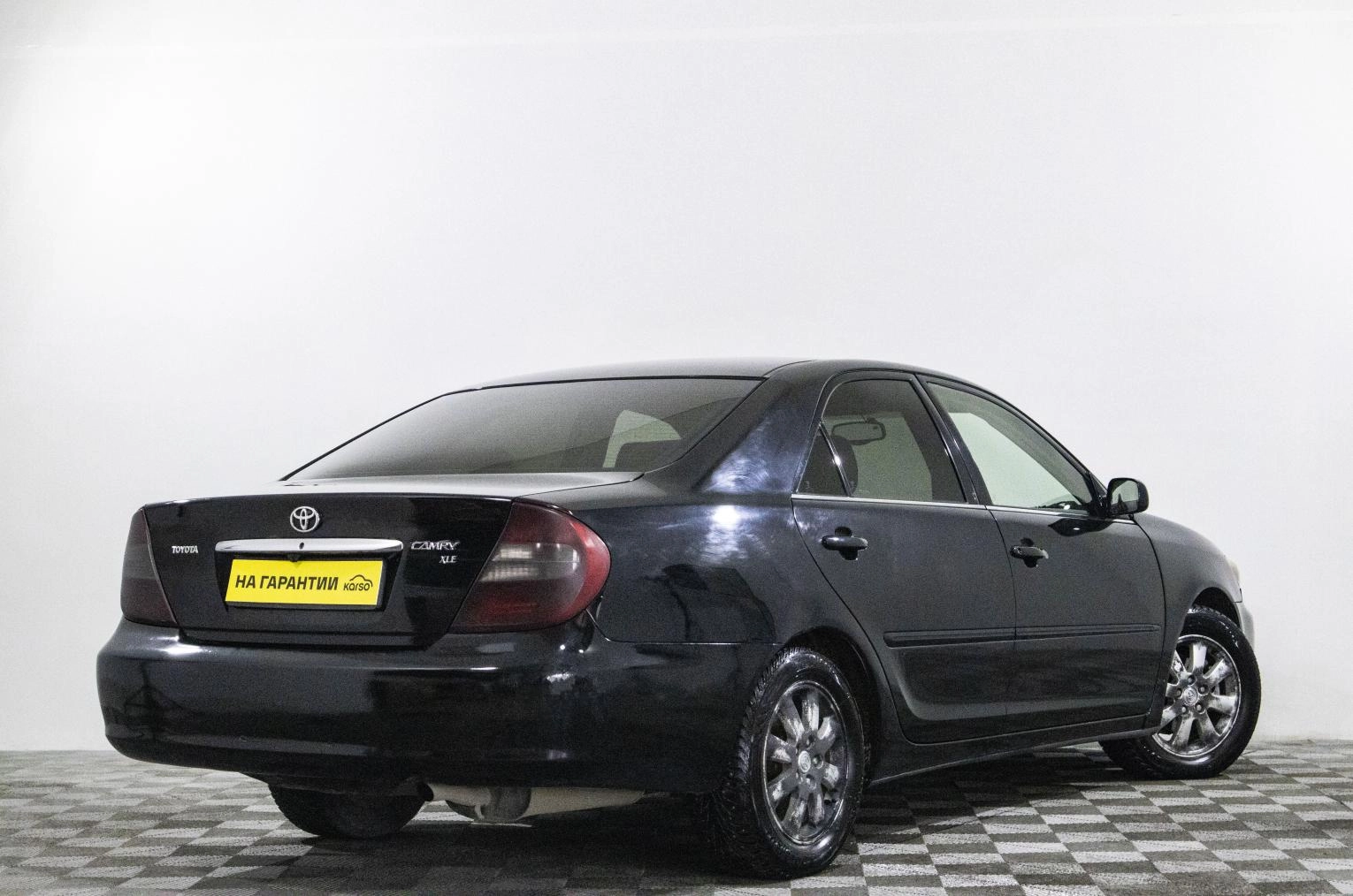 Toyota Camry 4 из 20