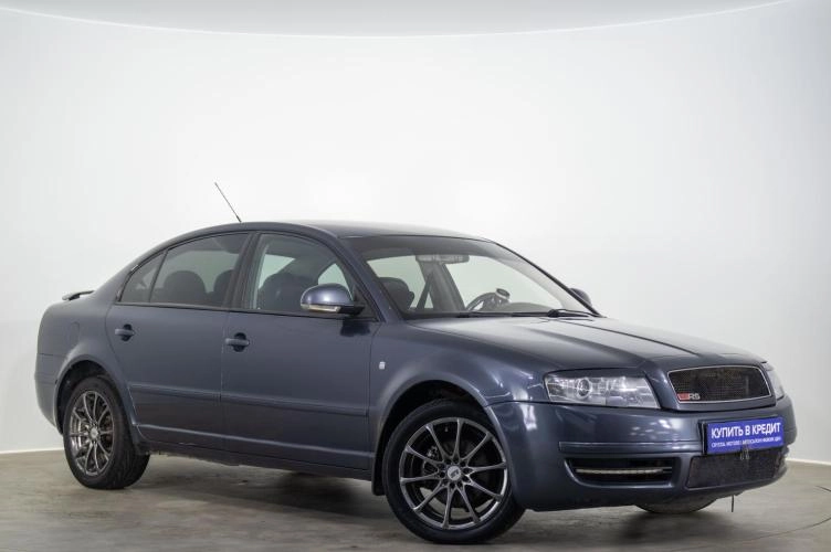 Skoda Superb 1 из 5