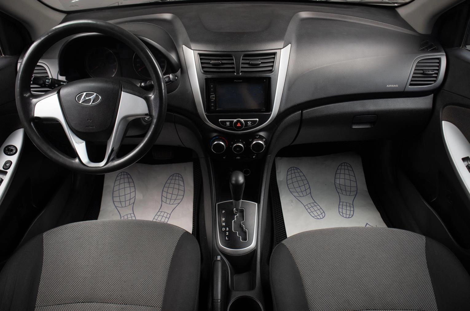 Hyundai Solaris 7 из 17