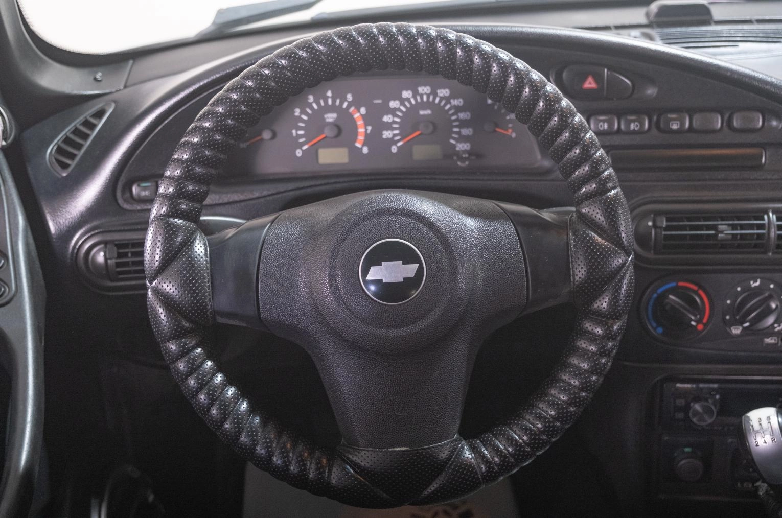 Chevrolet Niva 14 из 19