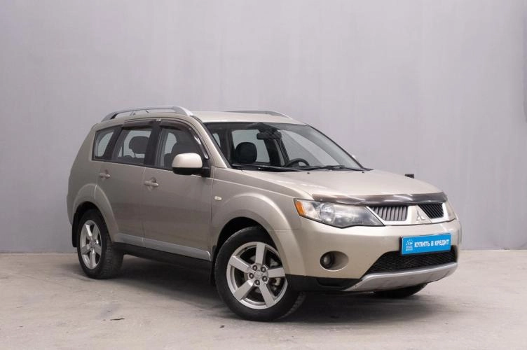 Mitsubishi Outlander 1 из 5