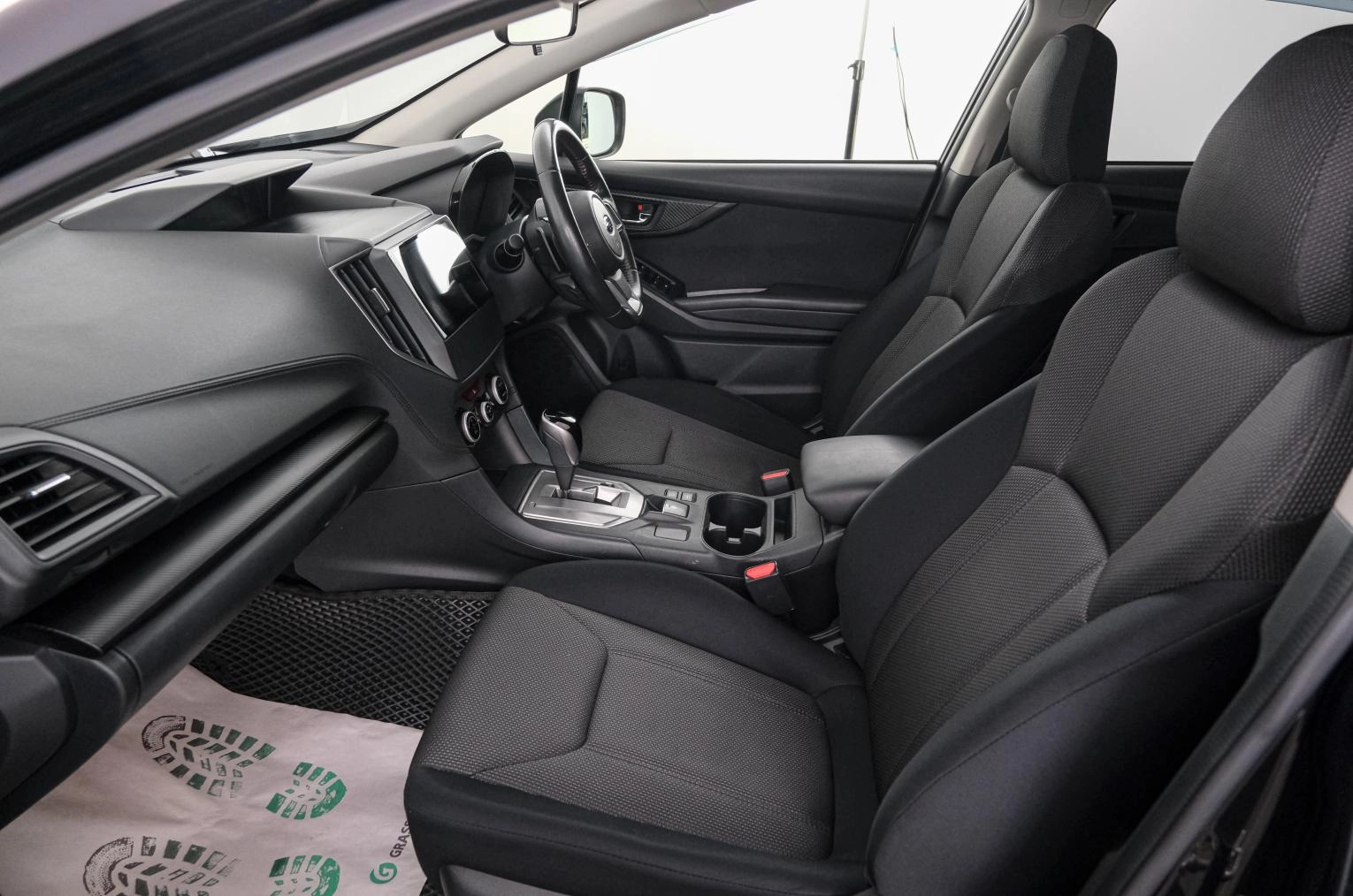 Subaru XV 13 из 21