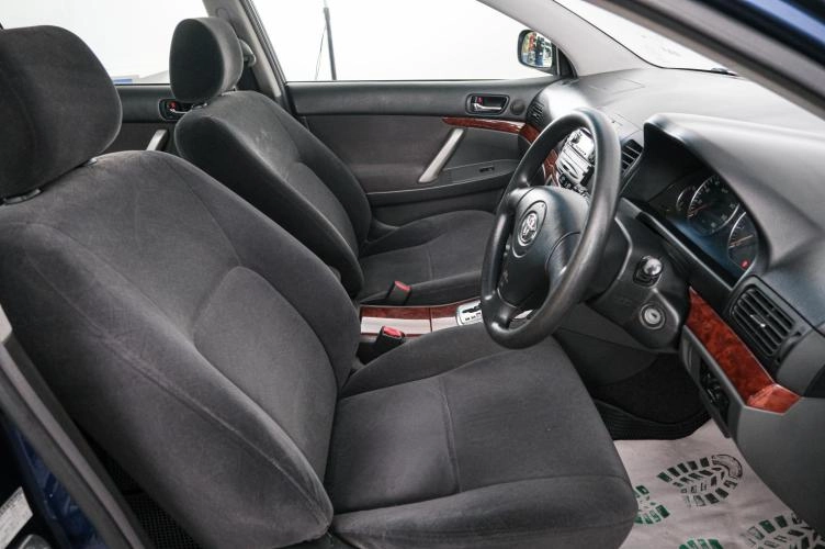 Toyota Premio 7 из 21