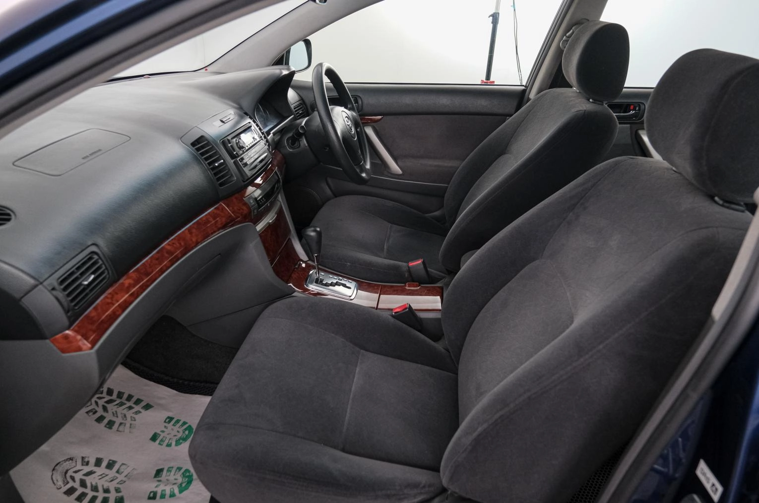 Toyota Premio 13 из 21