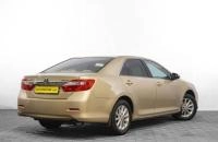 Toyota Camry 4 из 29