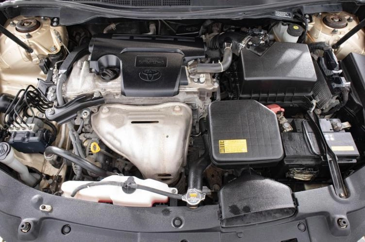 Toyota Camry 7 из 29