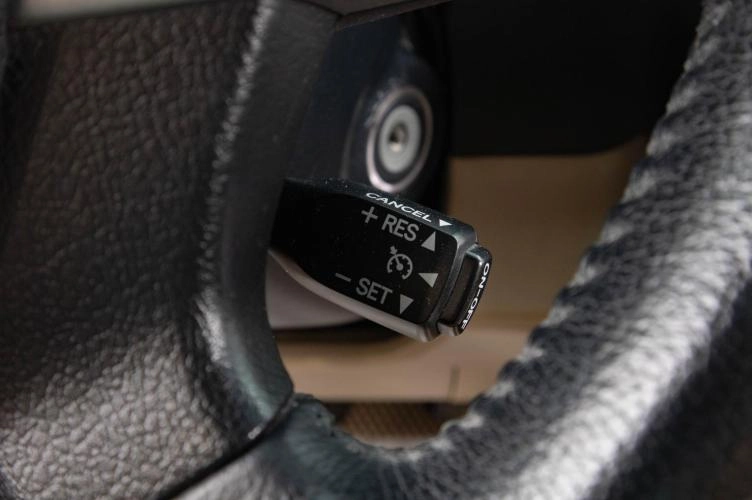 Toyota Camry 18 из 29