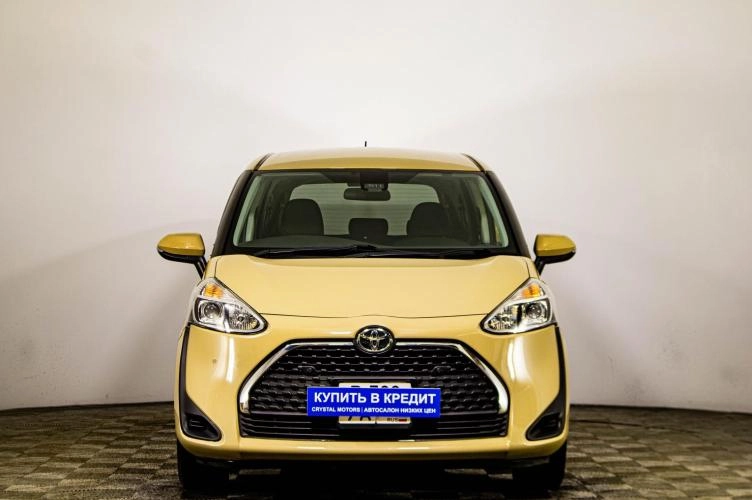 Toyota Sienta 2 из 5
