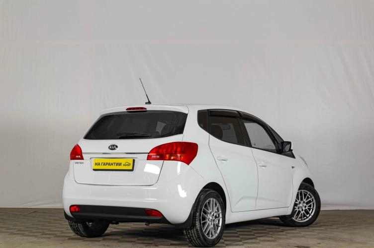 KIA Venga 4 из 5