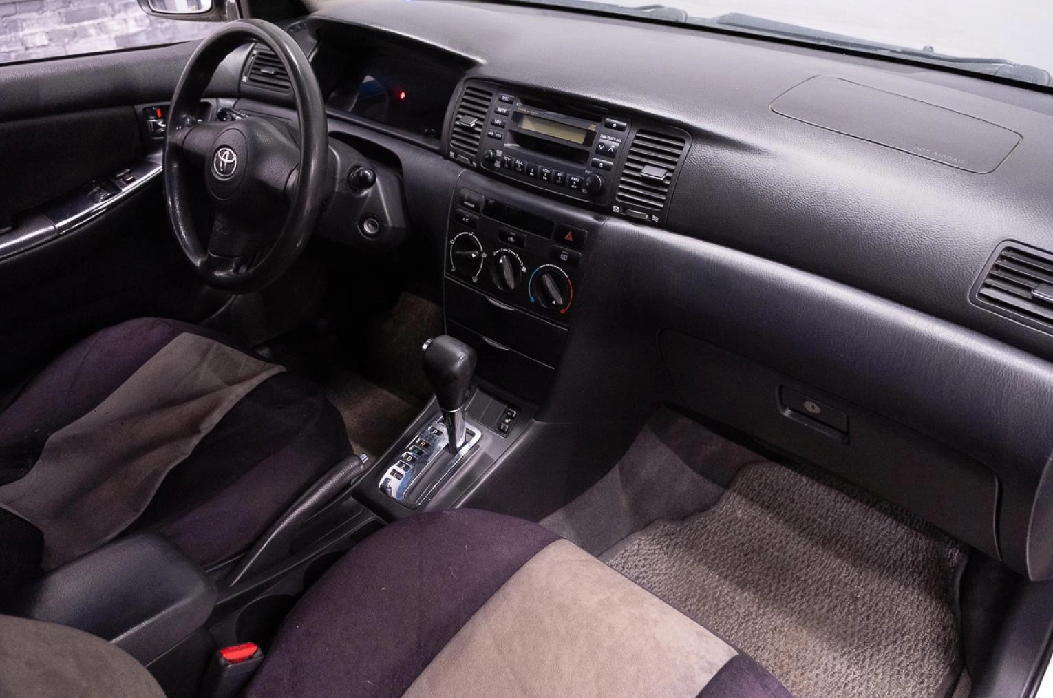 Toyota Corolla 16 из 18