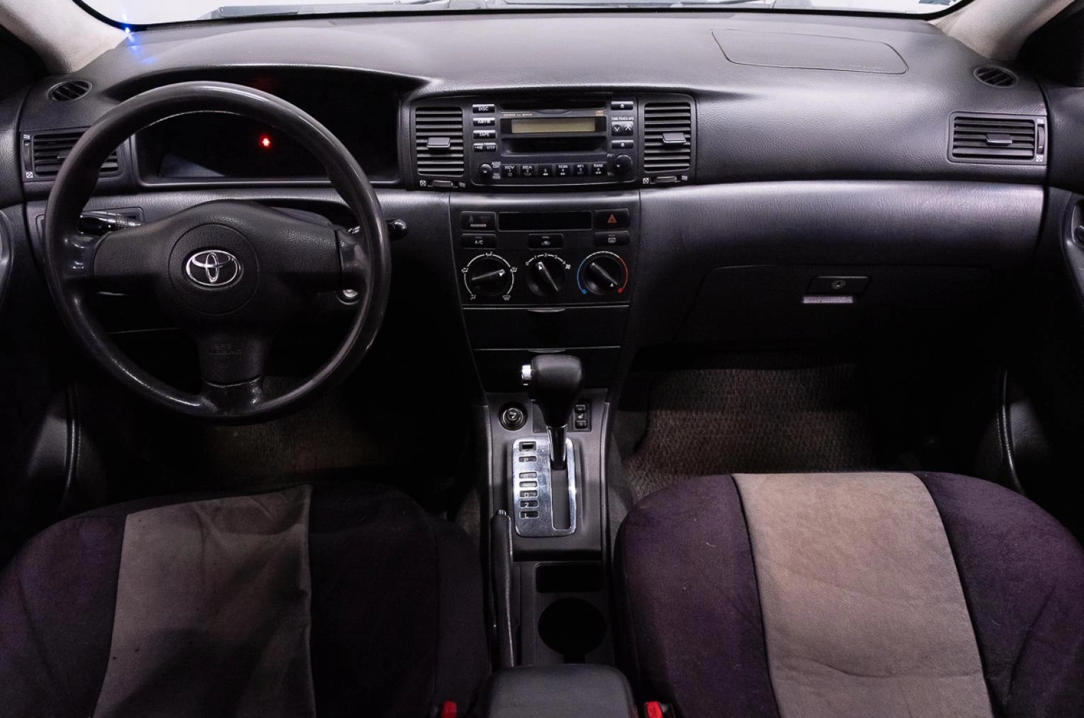 Toyota Corolla 14 из 18