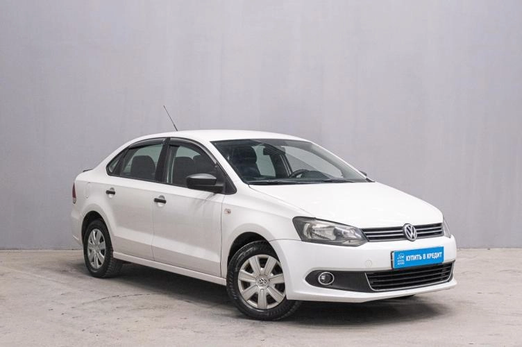 Volkswagen Polo 1 из 5