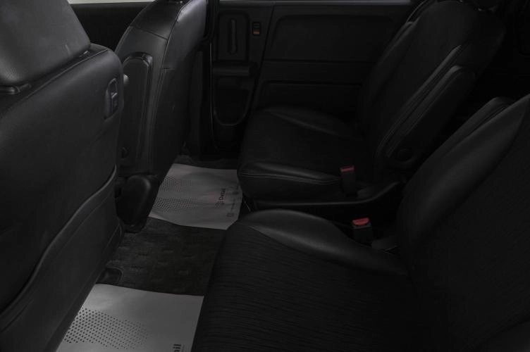 Honda Freed 9 из 21