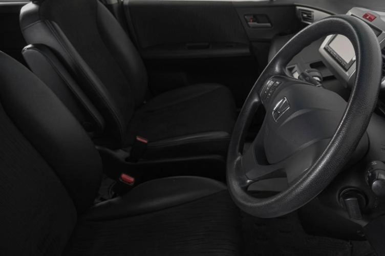 Honda Freed 11 из 21