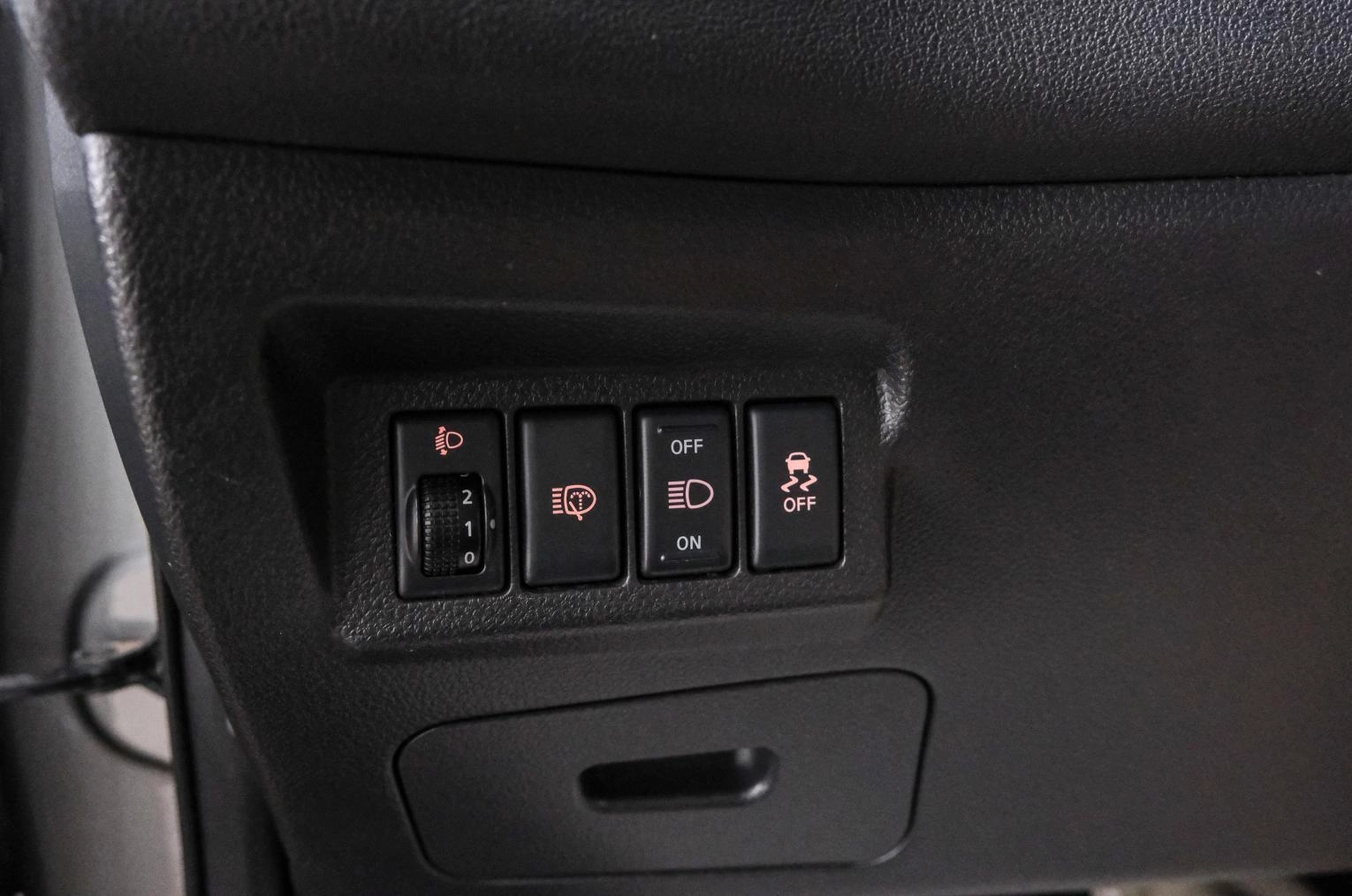 Nissan X-Trail 17 из 21