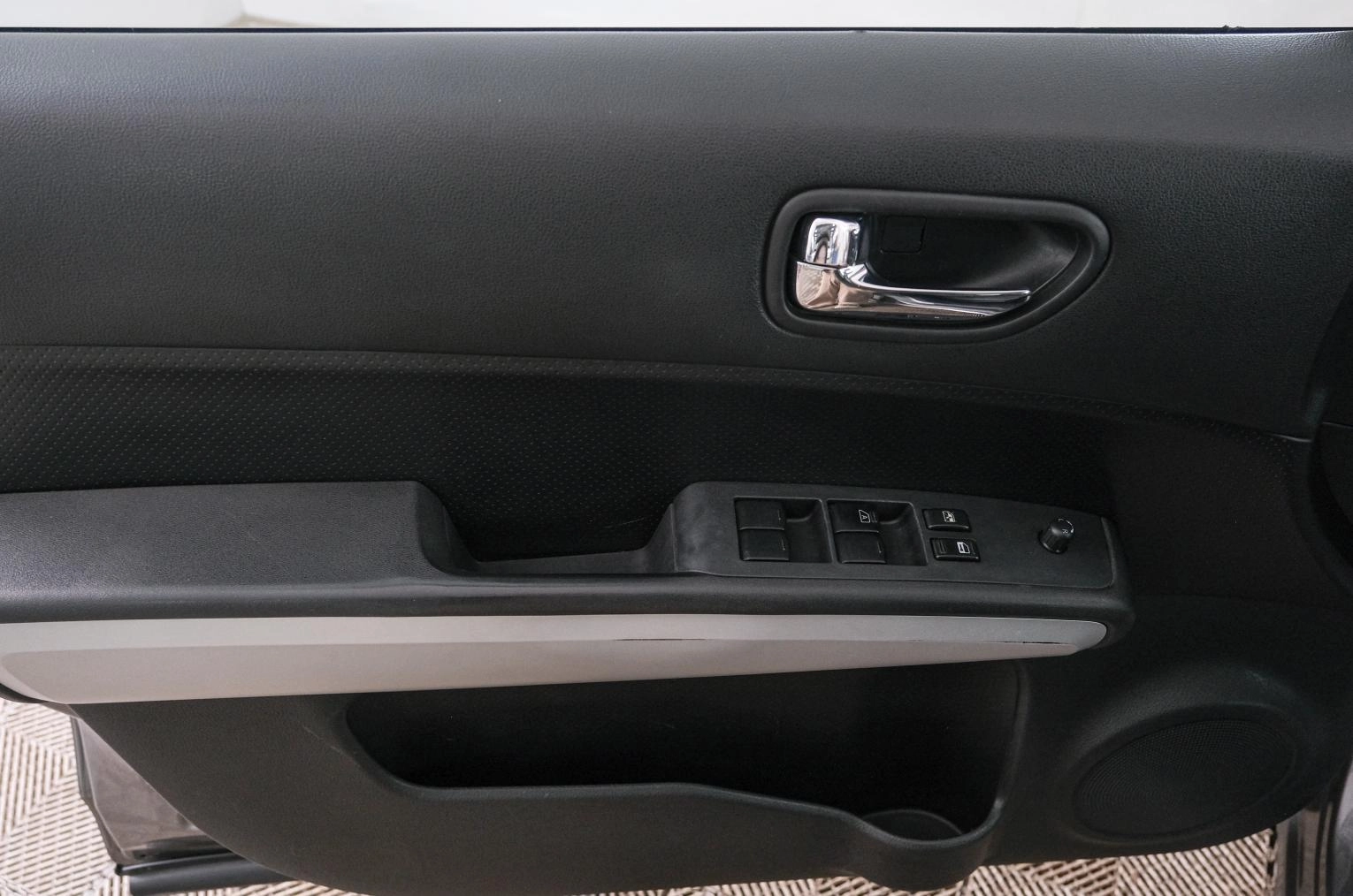 Nissan X-Trail 18 из 21