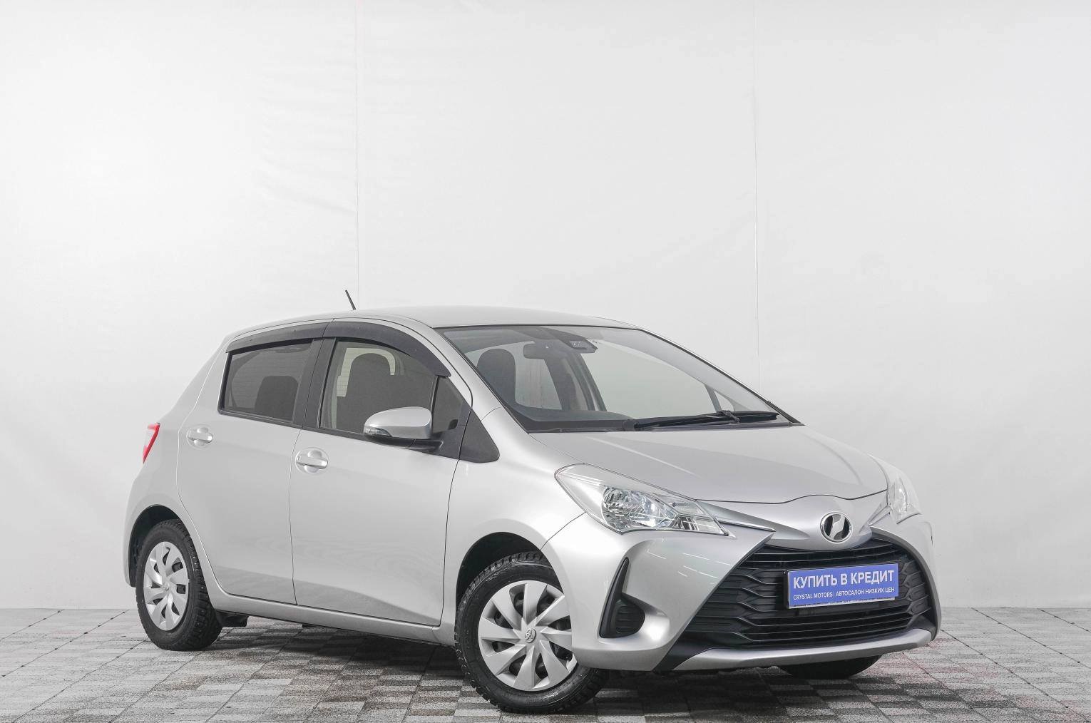 Toyota Vitz 1 из 19