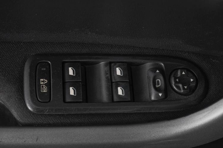 Peugeot 308 20 из 21