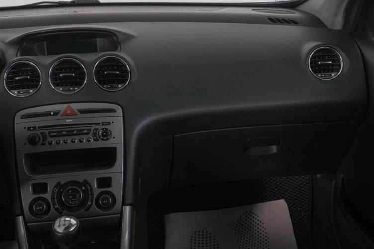 Peugeot 308 14 из 21