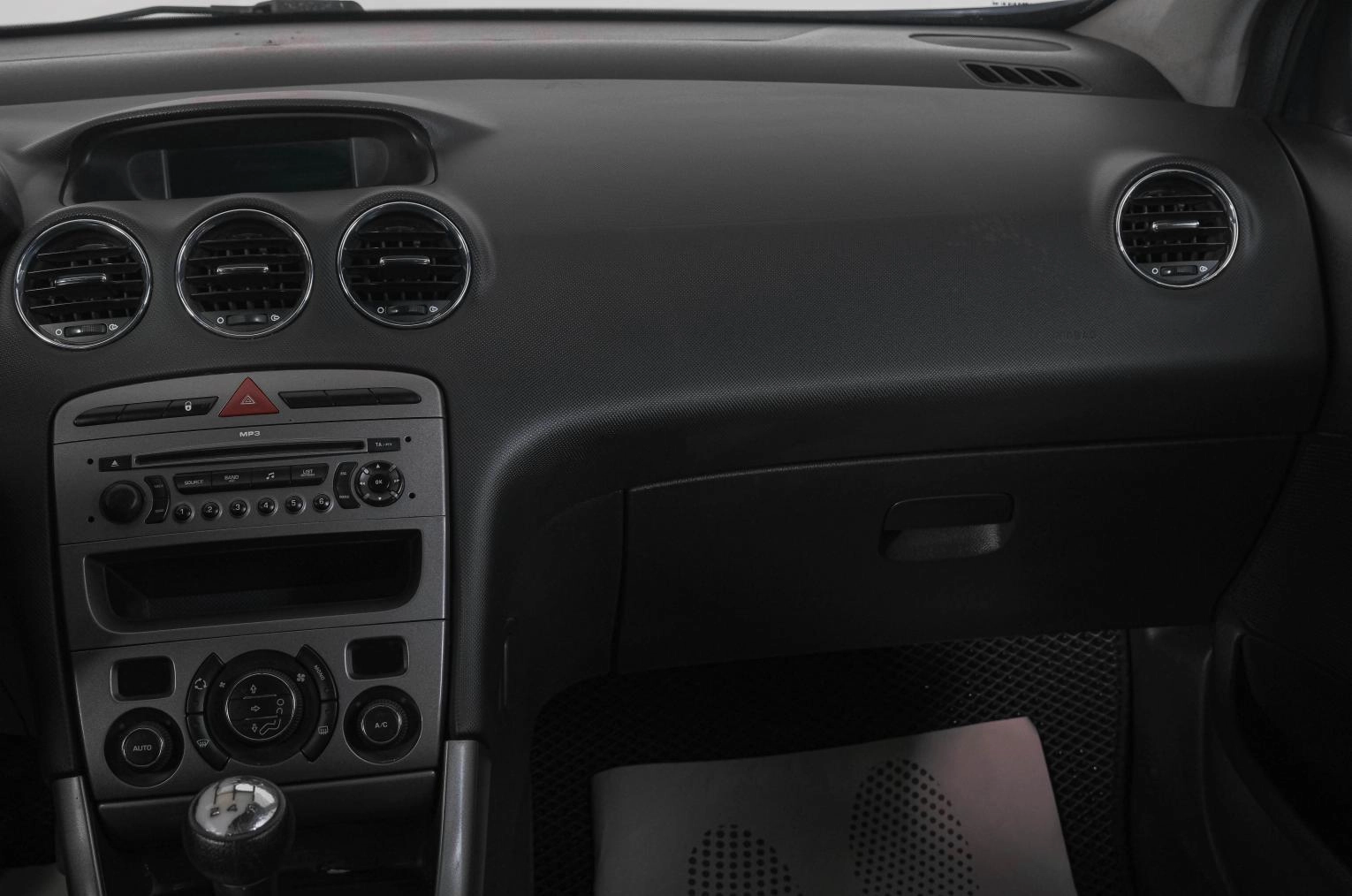 Peugeot 308 14 из 21