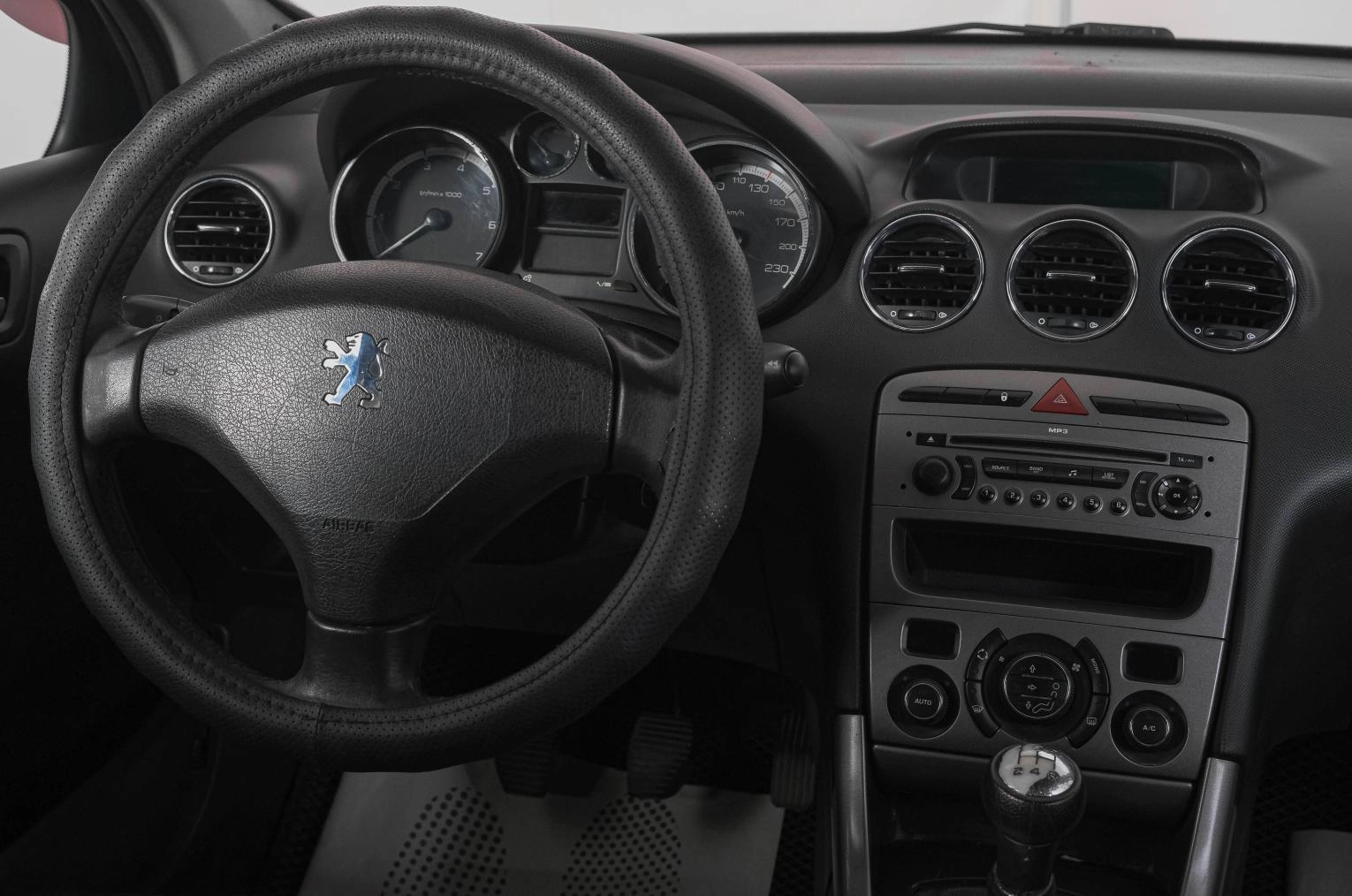 Peugeot 308 12 из 21