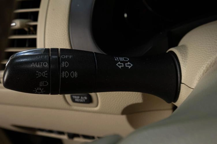 Infiniti FX35 10 из 24