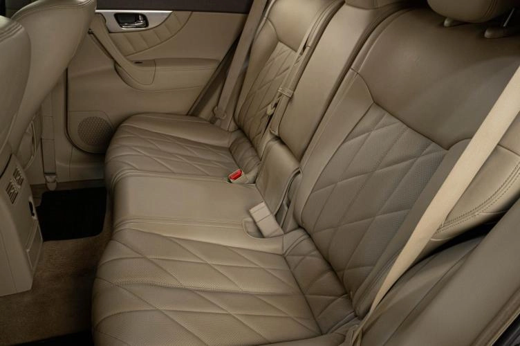 Infiniti FX35 23 из 24