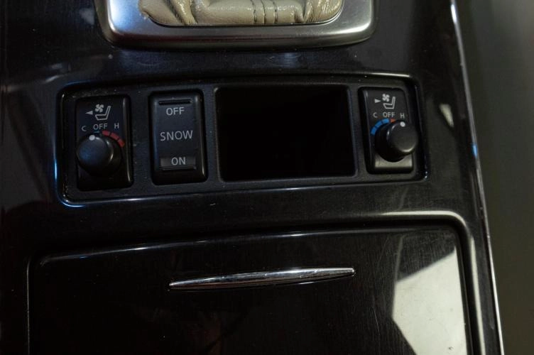 Infiniti FX35 22 из 24