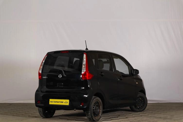 Nissan Dayz 4 из 6
