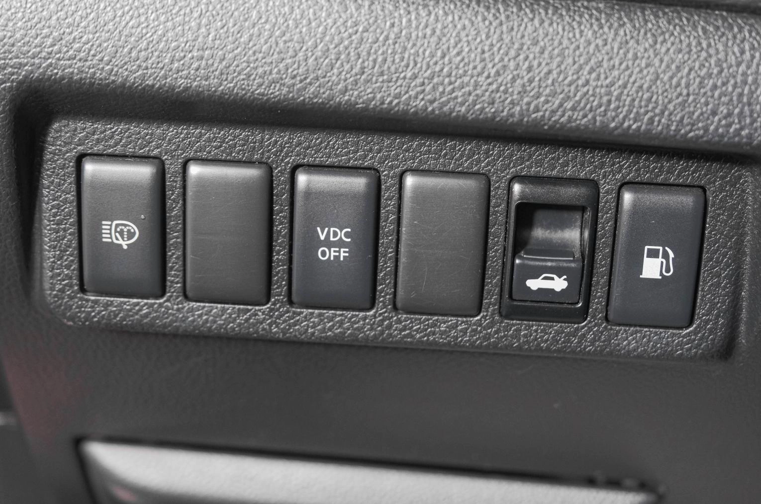 Nissan Teana 24 из 27